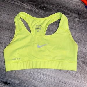 Nike pro sports bra